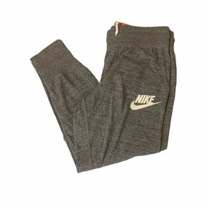 Nike Capri Joggers S